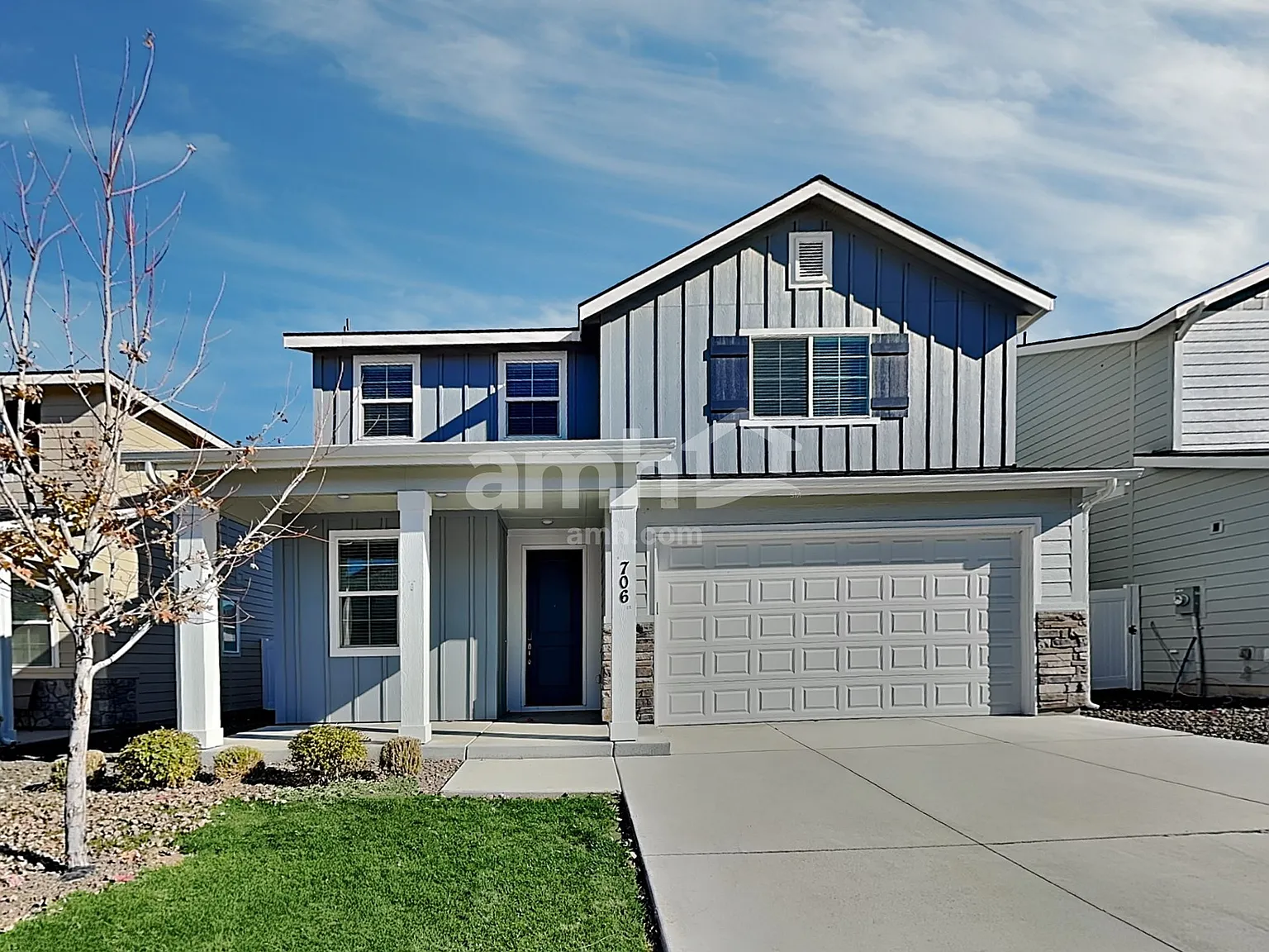 3 bed, 2.5 bath, 1860 sqft, $2,440 — Photo 1