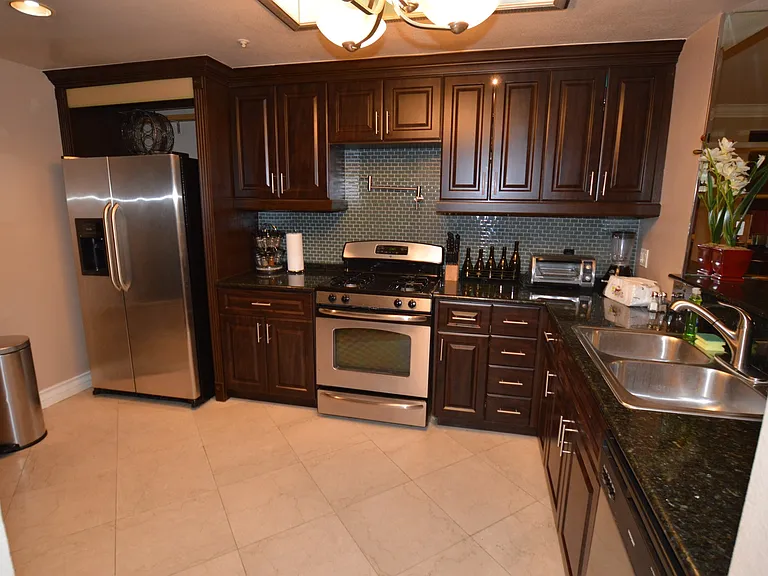 230 E Flamingo Rd #137 — Photo 17