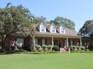 751 Oakley Rd, Senatobia, MS 38668