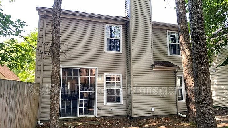 2nd image of 923 Ivystone Way
