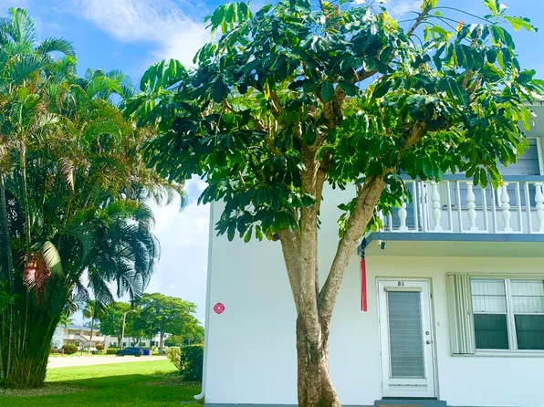 81 Kingswood E, West Palm Beach, FL 33417