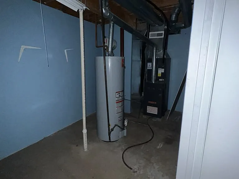 1600 Maureen Ct — Photo 18