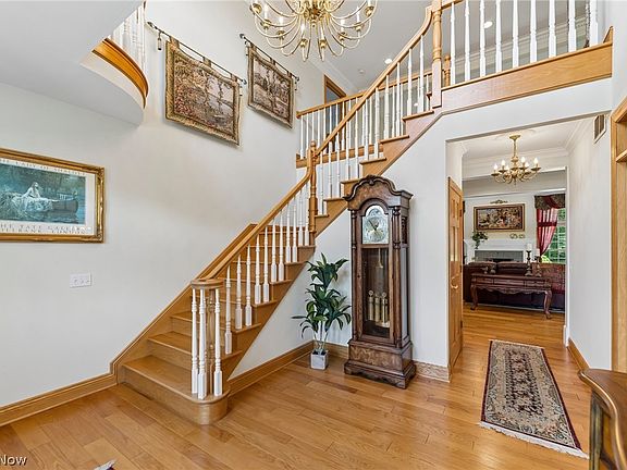 2nd image of 9567 Woodcroft Ct