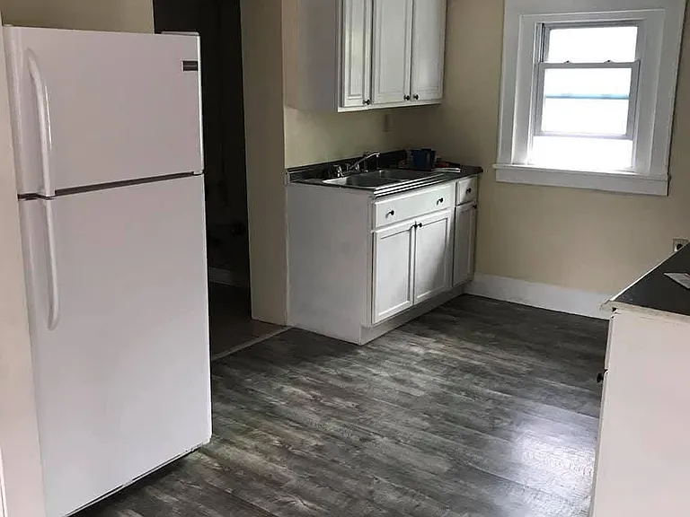 78 Elizabeth St #2 — Photo 3