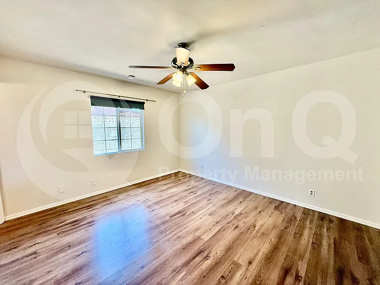 2933 S Extension Rd — Photo 14