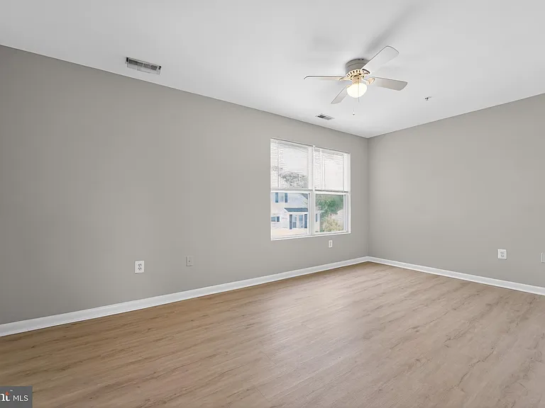 4630 Warren Tree Way — Photo 15