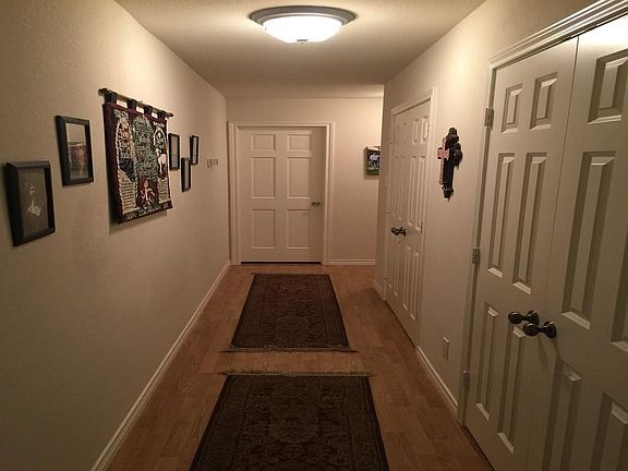 4th image of 3145 Trailwood Dr E