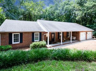 7136 Hillside Ln, Charlotte, NC 28226