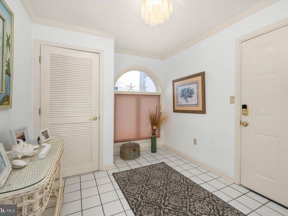 5th image of 201 S Heron Dr #20B28