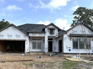 1705 Hidalgo Pass Ct, College Station, TX 77845