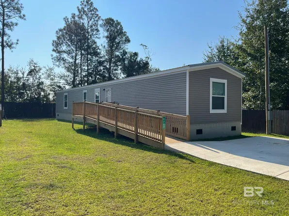 9202 Bay Pines Rd, Elberta, AL 36530