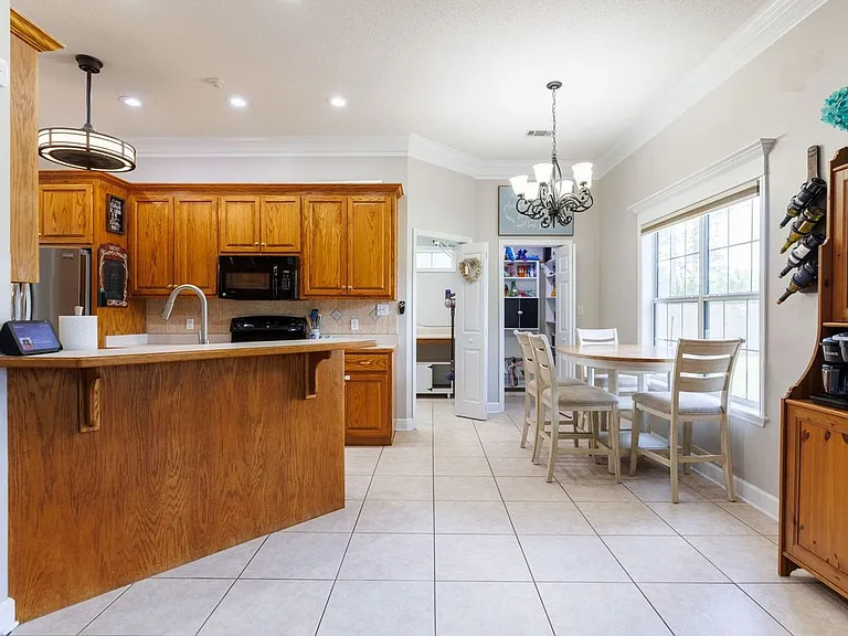 4614 Briarberry Dr — Photo 8