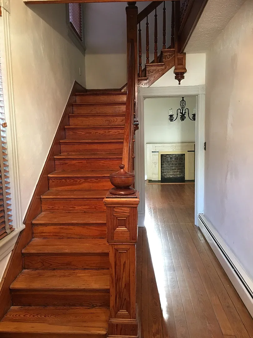 Quintessential Olde Towne living at its finest! Two Bedroom One Bath Single Family Home in Olde T... — Photo 2