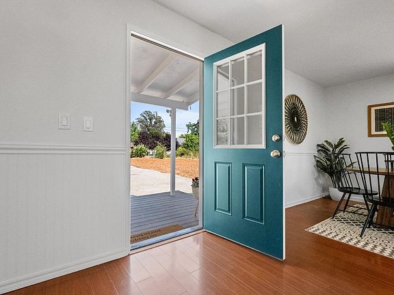 4th image of 3667 Primrose Avenue