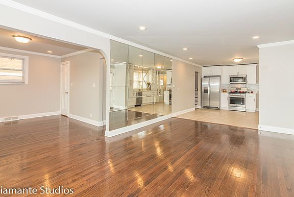 2nd image of 1517 Washington Blvd