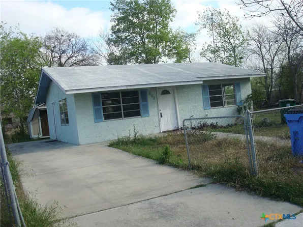 602 Silva St, Seguin, TX 78155