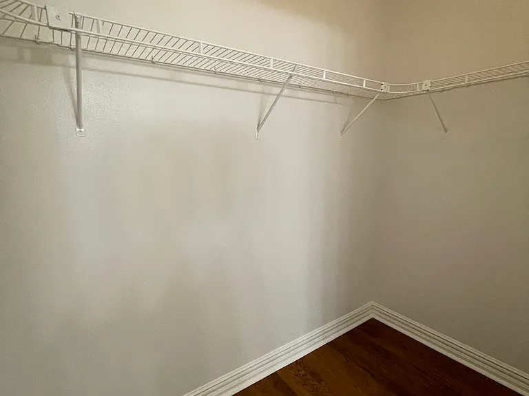 1801 Forest Hills Blvd #110 — Photo 12
