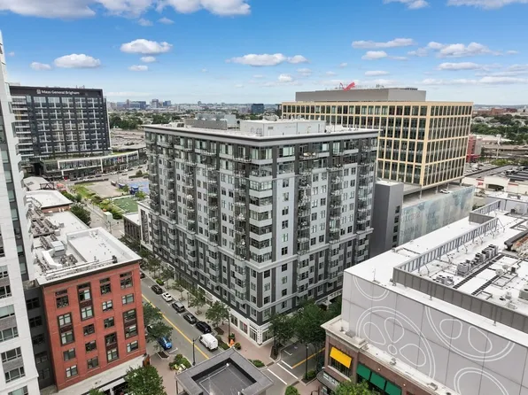 375 Canal St. #815, Somerville, MA 02145