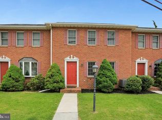 11 Ridge Ave, Hanover, PA 17331