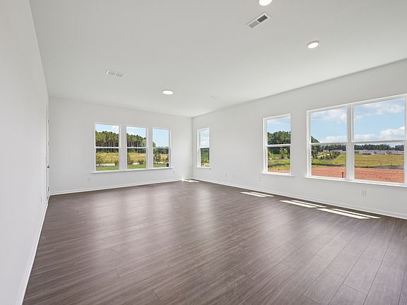 Crescent Mills - Caswell Interior Image 2