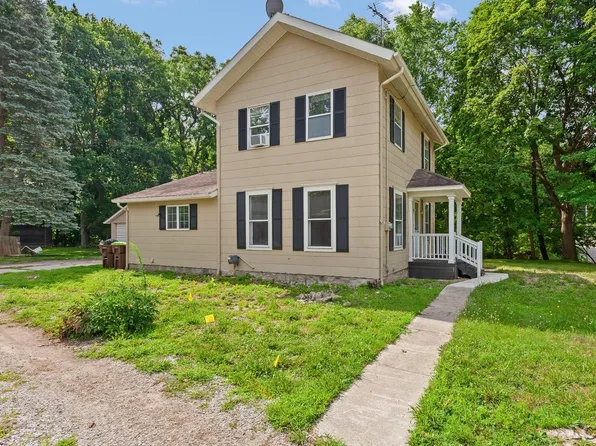 102 N Division St, Tecumseh, MI 49286