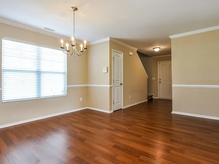 3121 Varcroft Rd — Photo 5