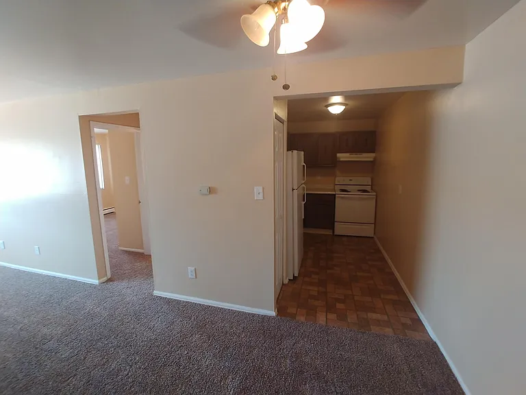 Bruin Manor (TS) — Photo 8