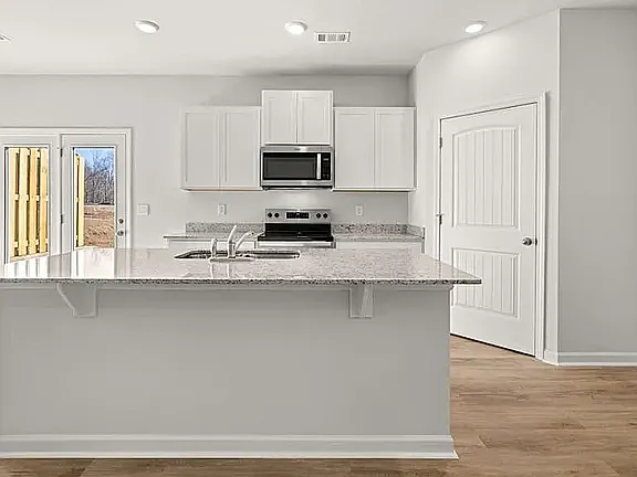 210 Deerberry Dr — Photo 13
