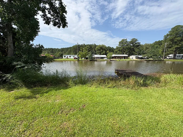 3640 Katherine Dr — Photo 4