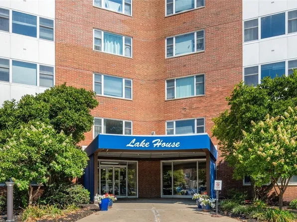 11850 Edgewater Dr APT 1012, Lakewood, OH 44107