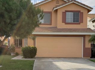 11464 Sheffield Rd, Fontana, CA 92337