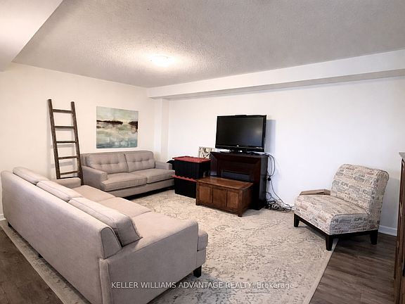 3rd image of 73 Cleanside Rd