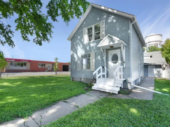 602 10th St N, Fargo, ND 58102