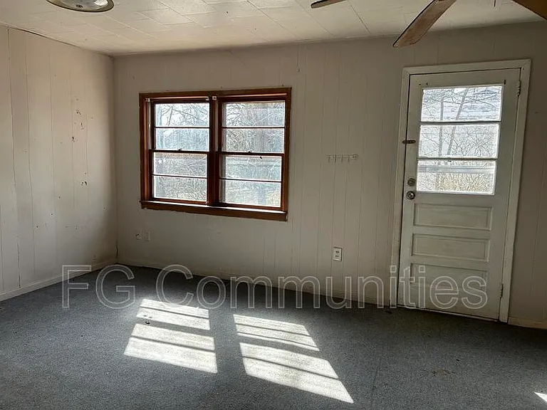 16 Tuckaway Ln — Photo 10