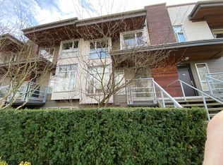 735 W 15th St #205, North Vancouver, BC