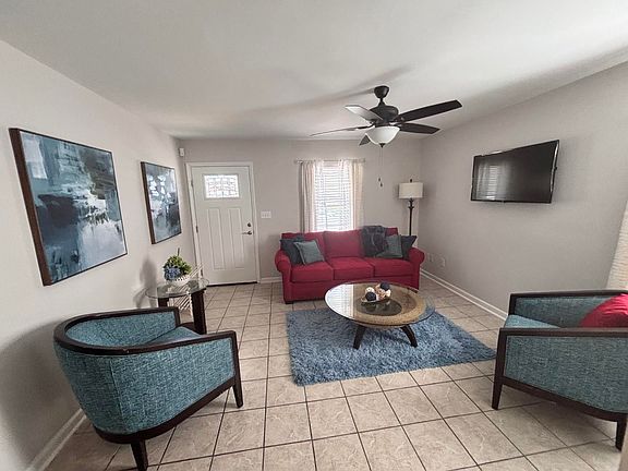 4th image of 1676 Citadel Ln.