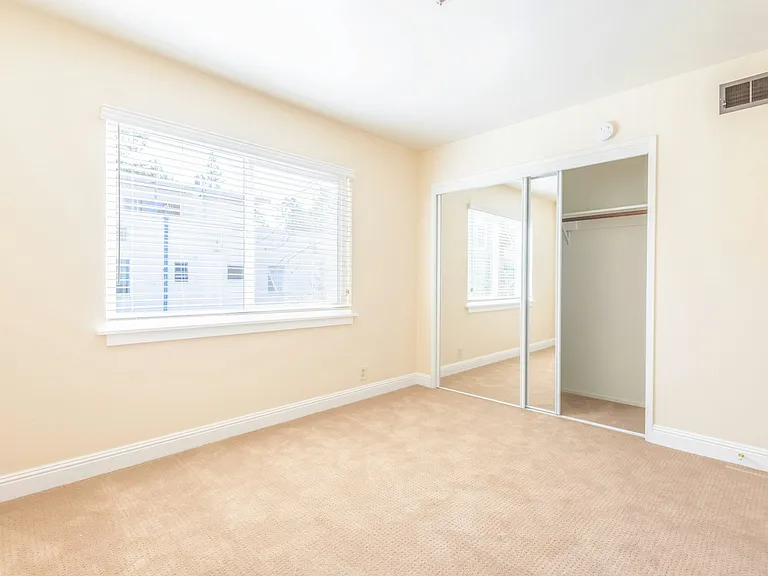 19 Belle Ave #9 — Photo 7