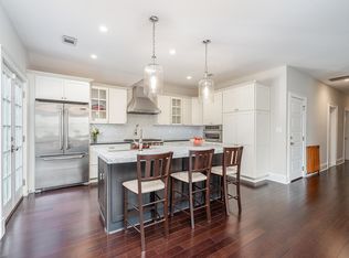 100 Bentley Ave #2, Jersey City, NJ 07304