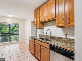 300 Hilltop Ln #300I, Annapolis, MD