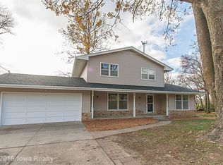 114 SW 58th Dr, Des Moines, IA 50312