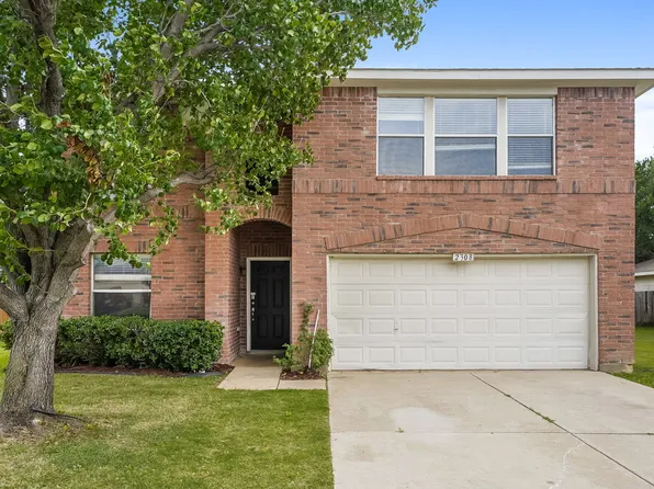 2308 Overlook Ln, Denton, TX 76207
