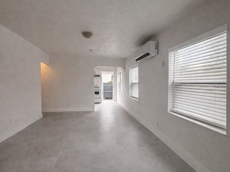 2626 Johnson St #35 — Photo 3