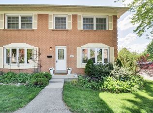567 Gainsborough Rd, London, ON N6G 2C5