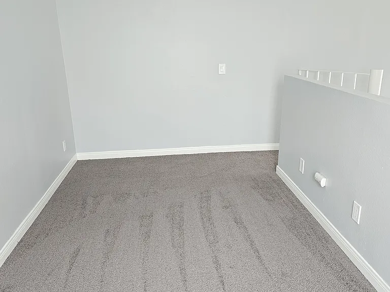 1375 Midvale Apartments — Photo 48