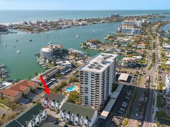 320 Island Way APT 102, Clearwater, FL 33767
