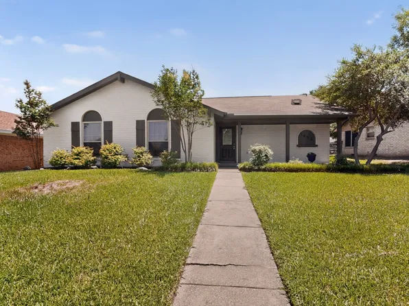 1620 Glenhill Ln, Lewisville, TX 75077