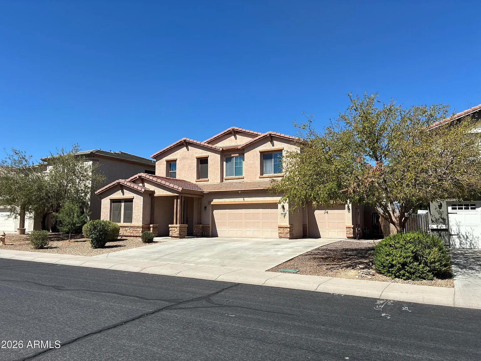 4 bed, 2.5 bath, 2971 sqft, $2,595 — Photo 2