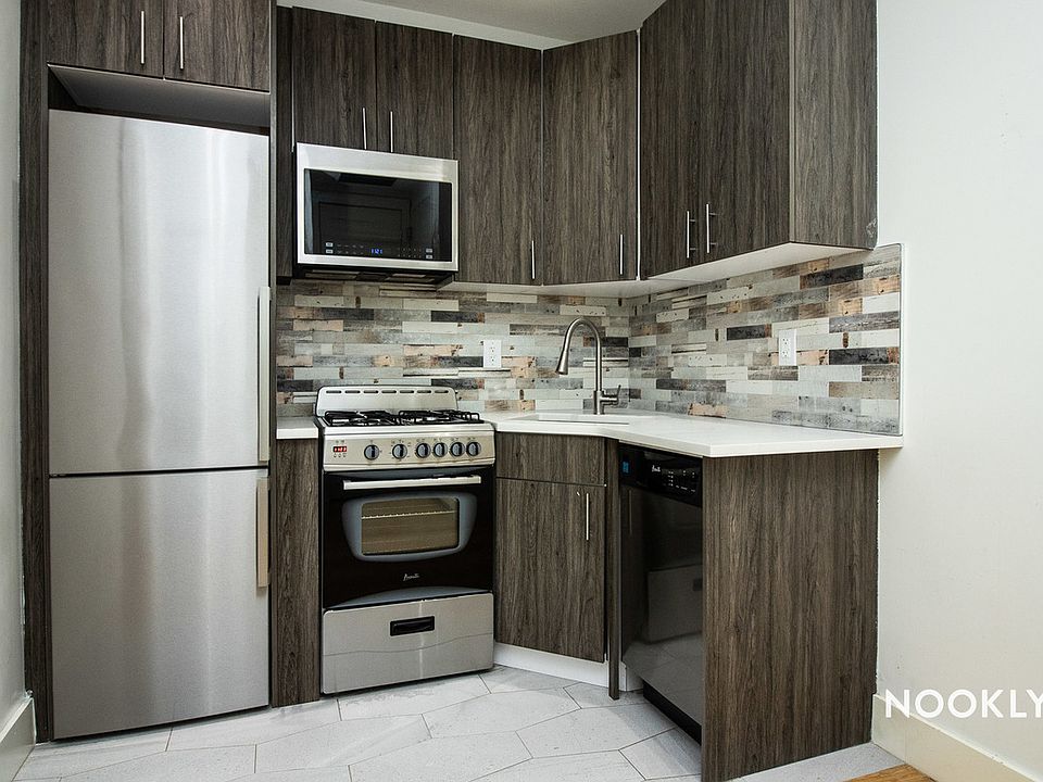 1st image of 688 Washington Ave #B2