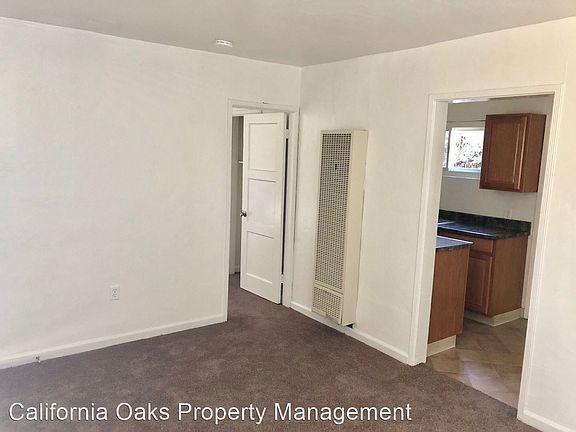 2nd image of 367 Wall St APT 5