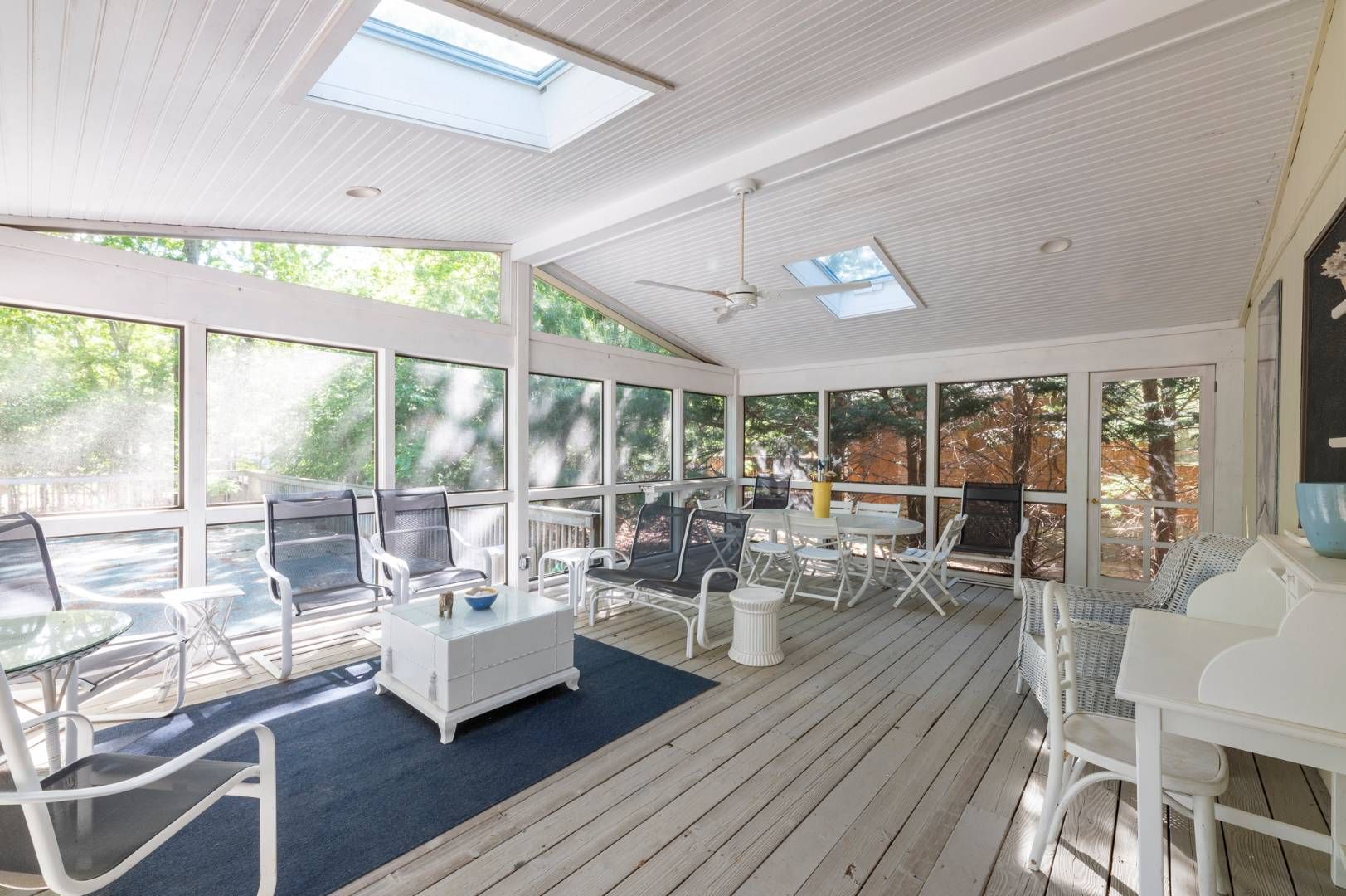  Wonderful three season outdoor screened in porch